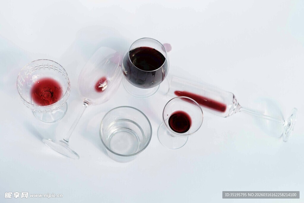 实验室中的多样液体样本