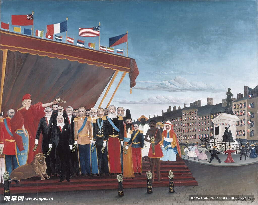 码头人群与船只的热闹场景