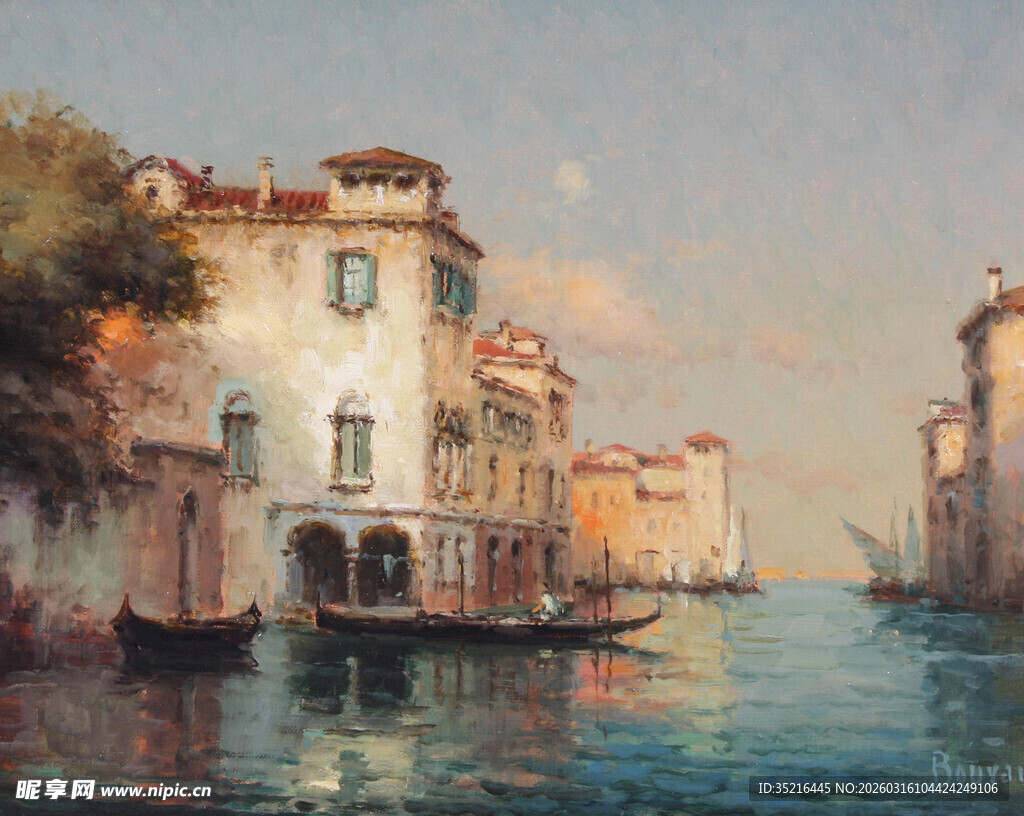 威尼斯运河边的古典建筑风景