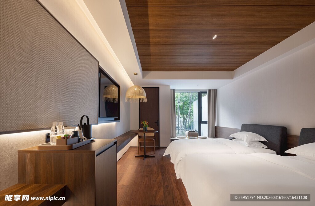 现代简约风格温馨卧室