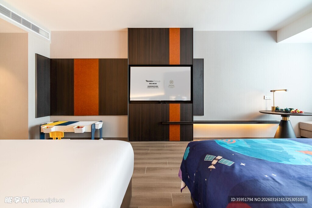 现代风格温馨双床卧室