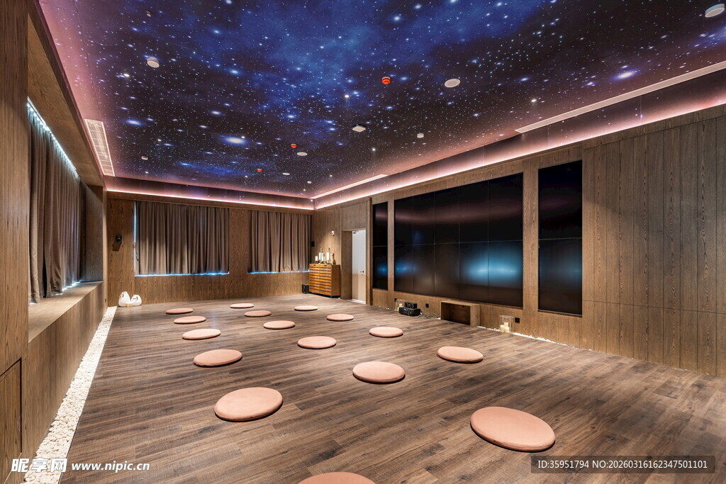 星空主题室内瑜伽活动空间