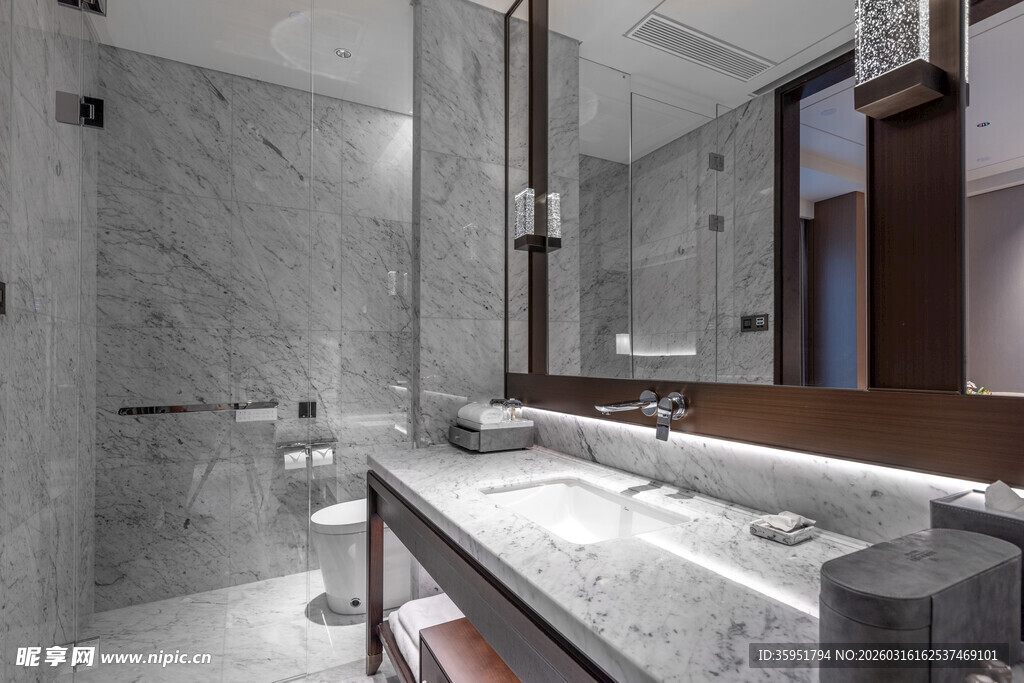 现代简约风大理石浴室