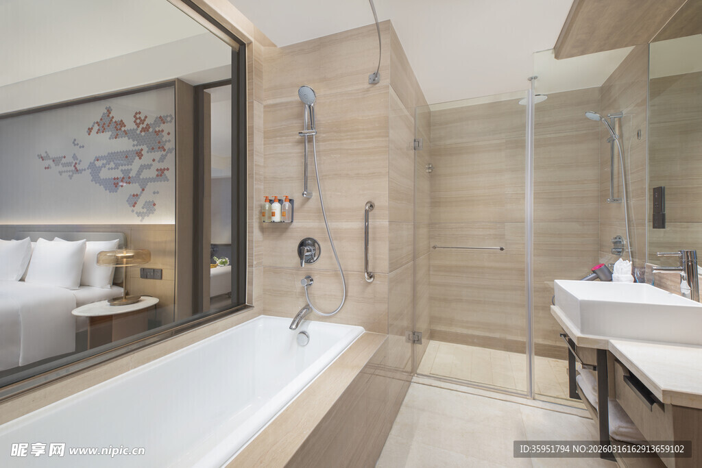 现代简约风格豪华浴室