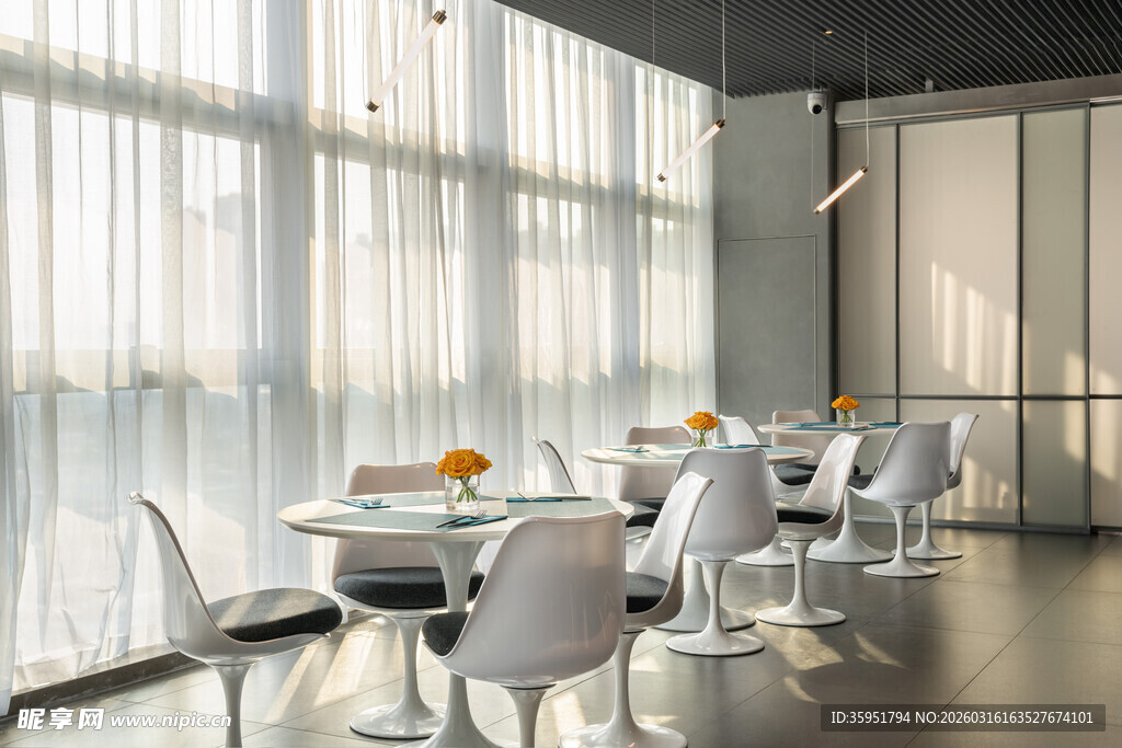 现代简约风格餐厅室内场景