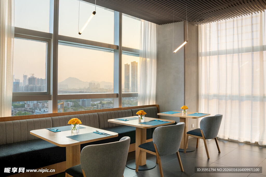 现代简约风餐厅室内景致