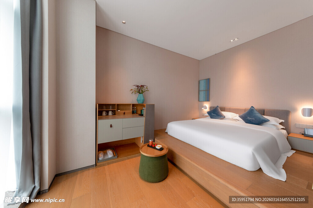 简约温馨卧室室内场景
