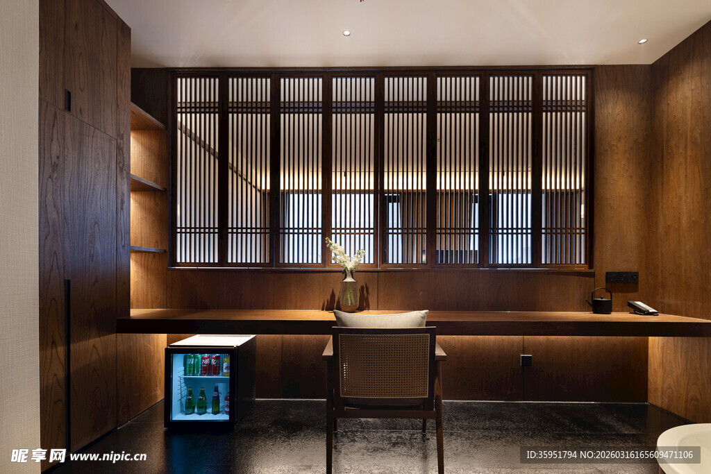 现代木质书房办公空间设计