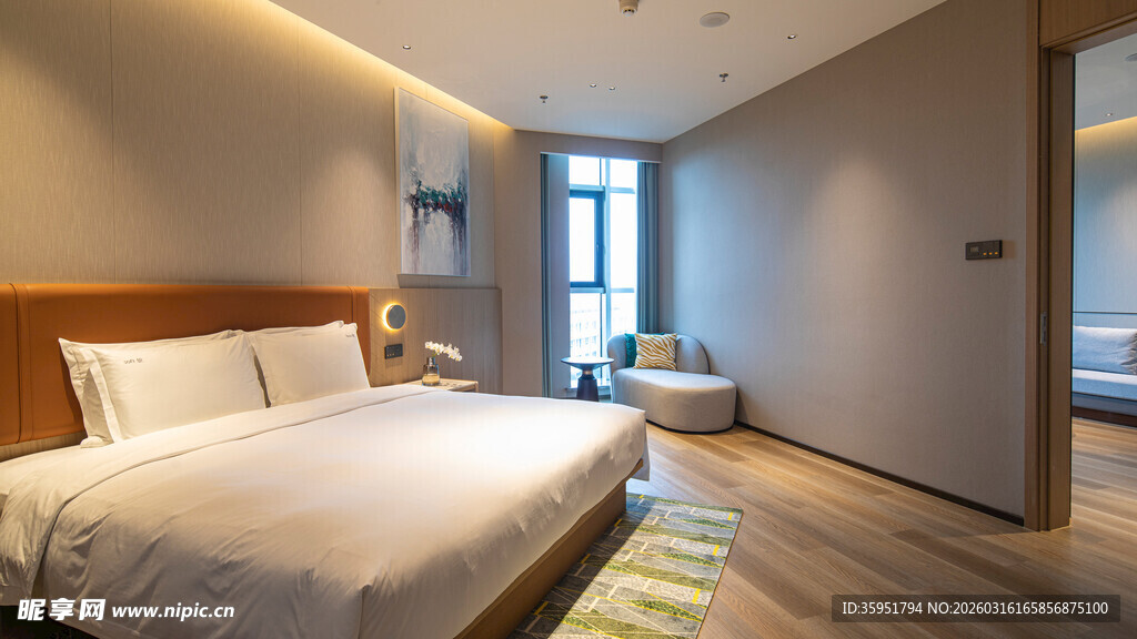 现代简约风格温馨卧室