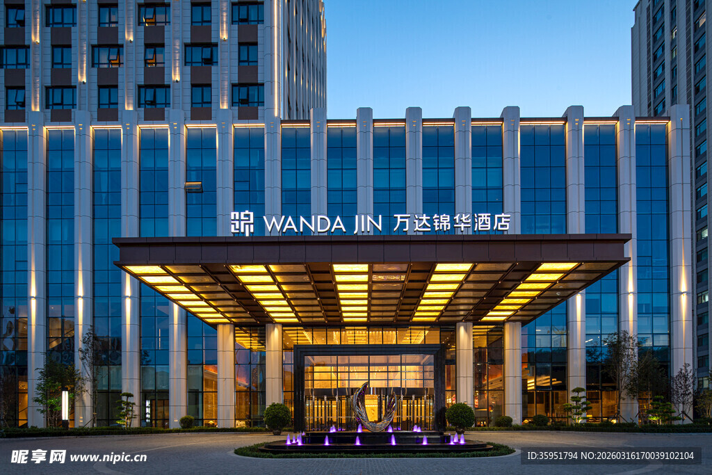 豪华酒店外观夜景