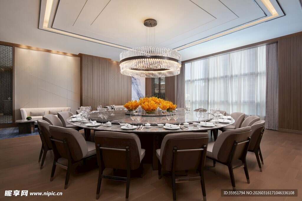 豪华餐厅圆桌宴请场景