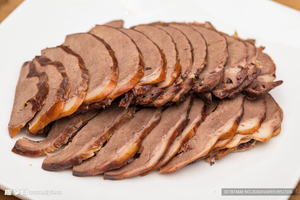 美味酱牛肉切片展示