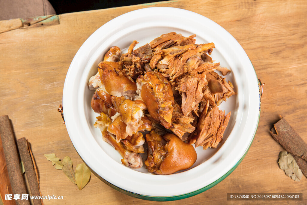 美味卤制八爪鱼