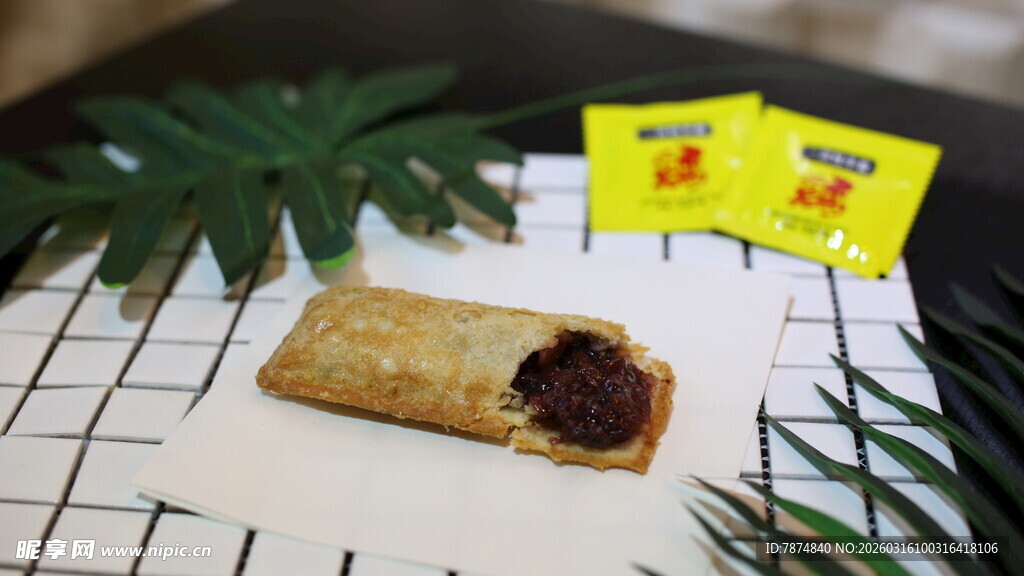 美味豆沙春卷 搭配小零食