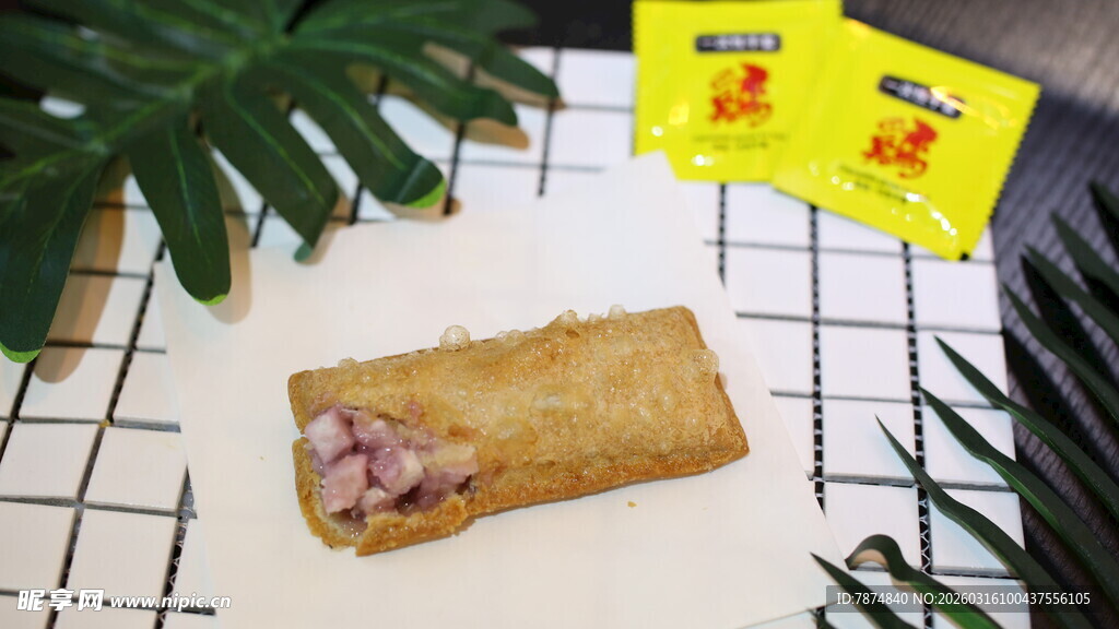 美味紫薯夹心酥