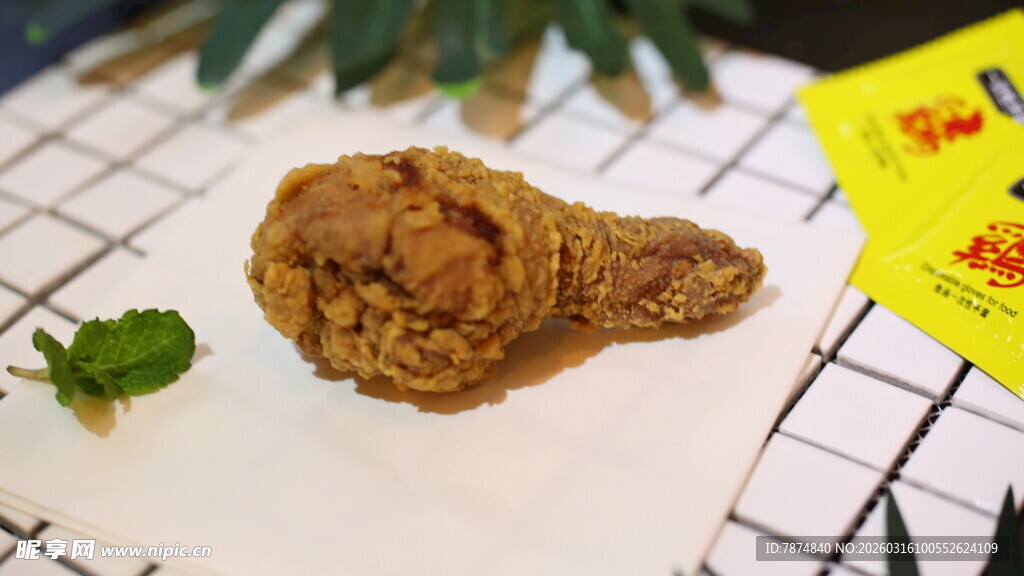 美味油炸鸡腿食品展示