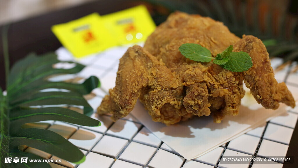 酥脆美味炸鸡 清新点缀