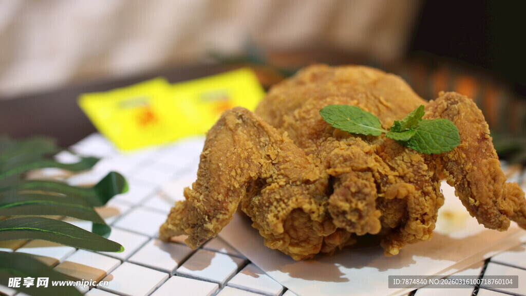 美味酥脆炸整鸡