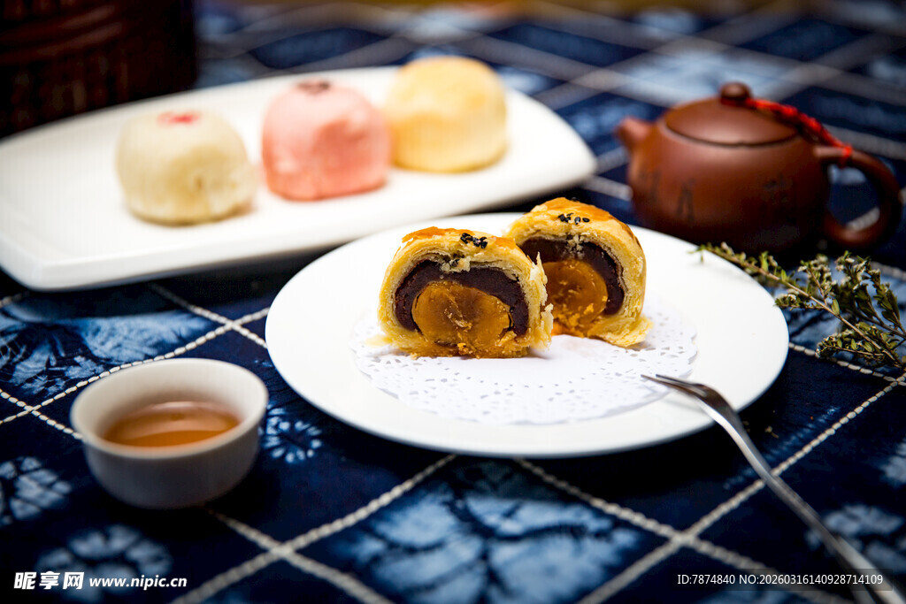 中式糕点配茶饮场景