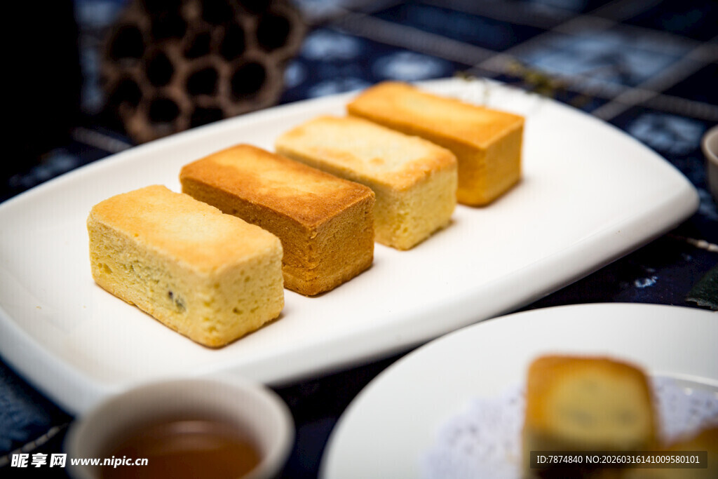 美味方块糕点 诱人品尝