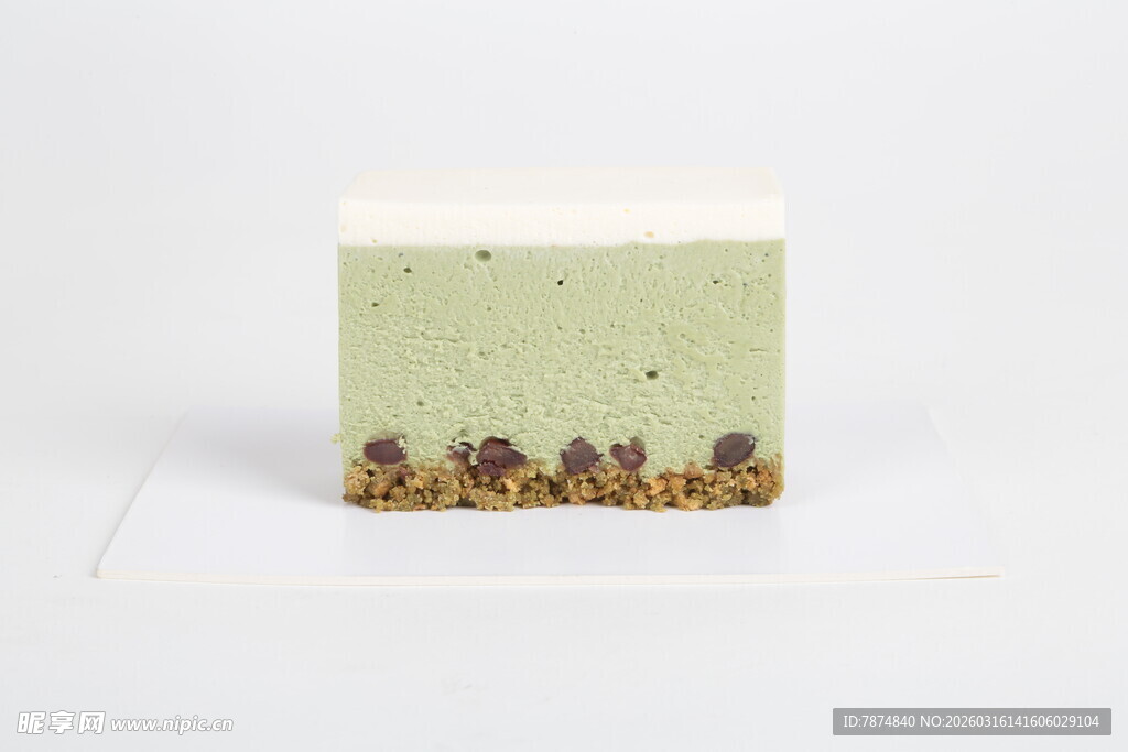 抹茶坚果夹心蛋糕