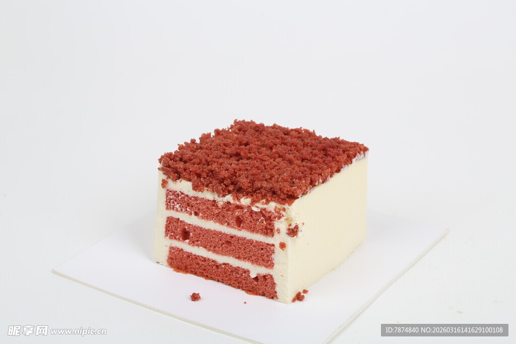 红丝绒蛋糕切块展示