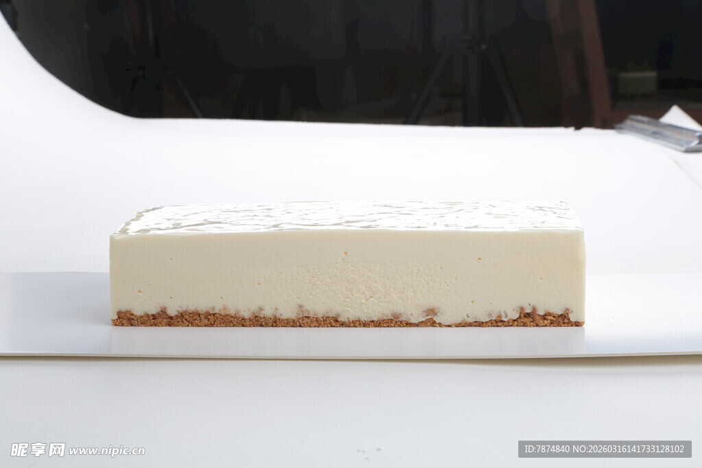 简约风奶油蛋糕