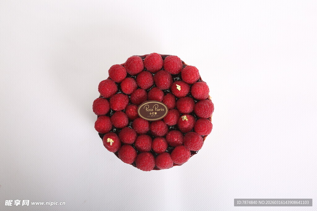 红色串珠手工花饰