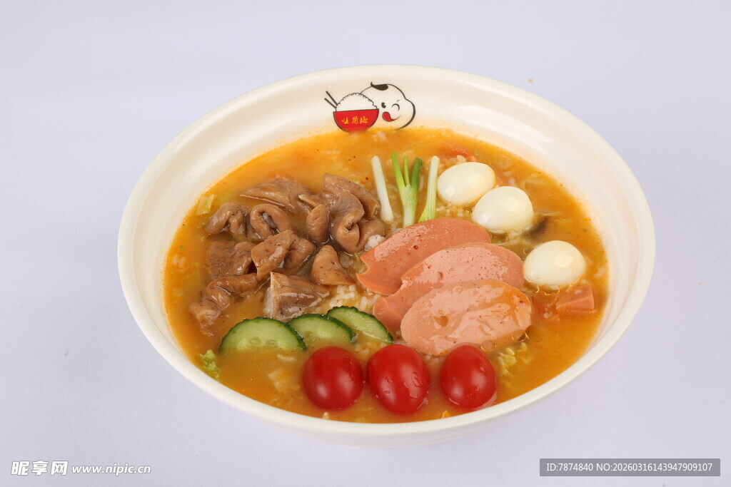 美味丰盛的特色食材汤品