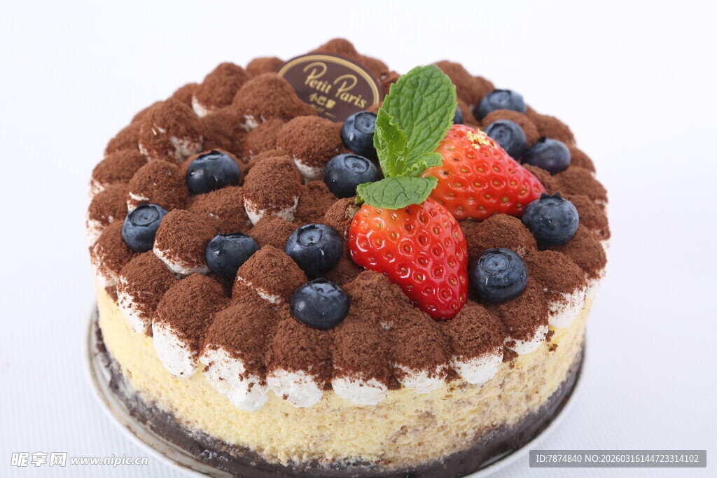 美味水果巧克力装饰蛋糕