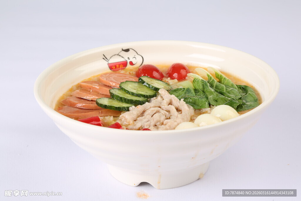 美味营养的特色什锦面条