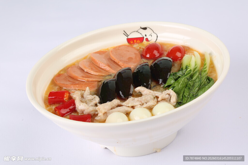 美味营养的丰盛食材汤品