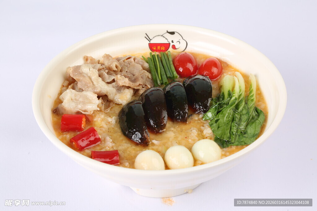 美味丰盛的食材组合汤面