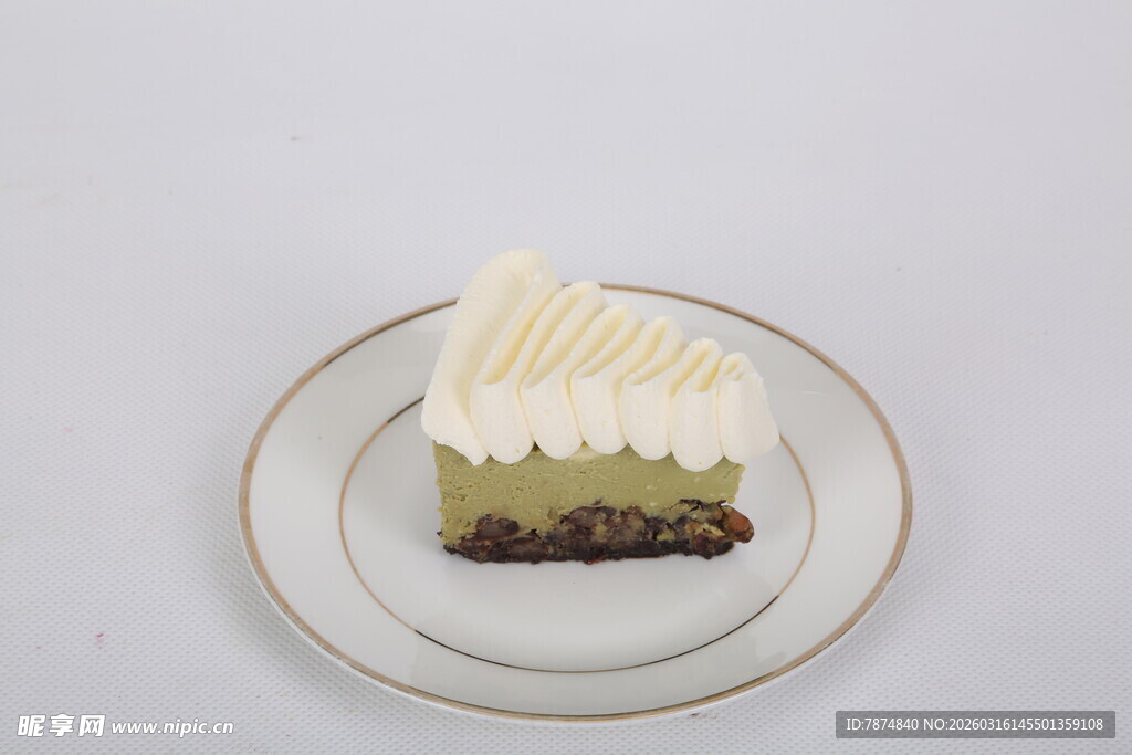 奶油抹茶蛋糕切片展示