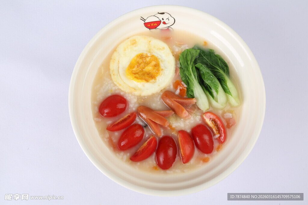 日式拉面配溏心蛋等食材