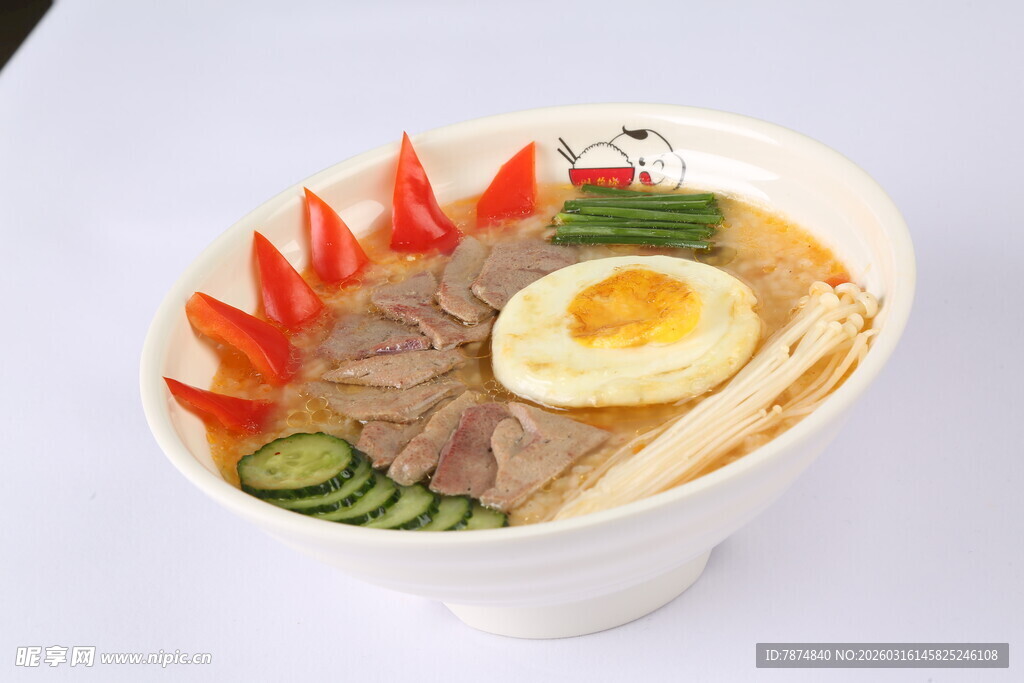 日式牛肉鸡蛋拉面