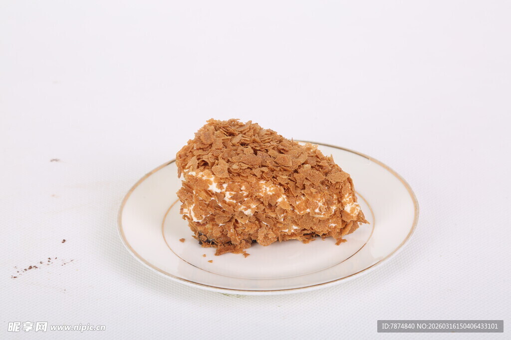 美味燕麦饼干置于白盘上