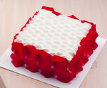 红白相间波纹蛋糕