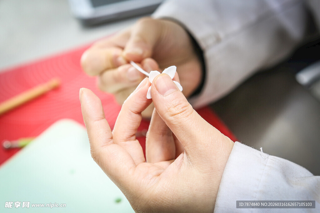 工艺品手工制作场景