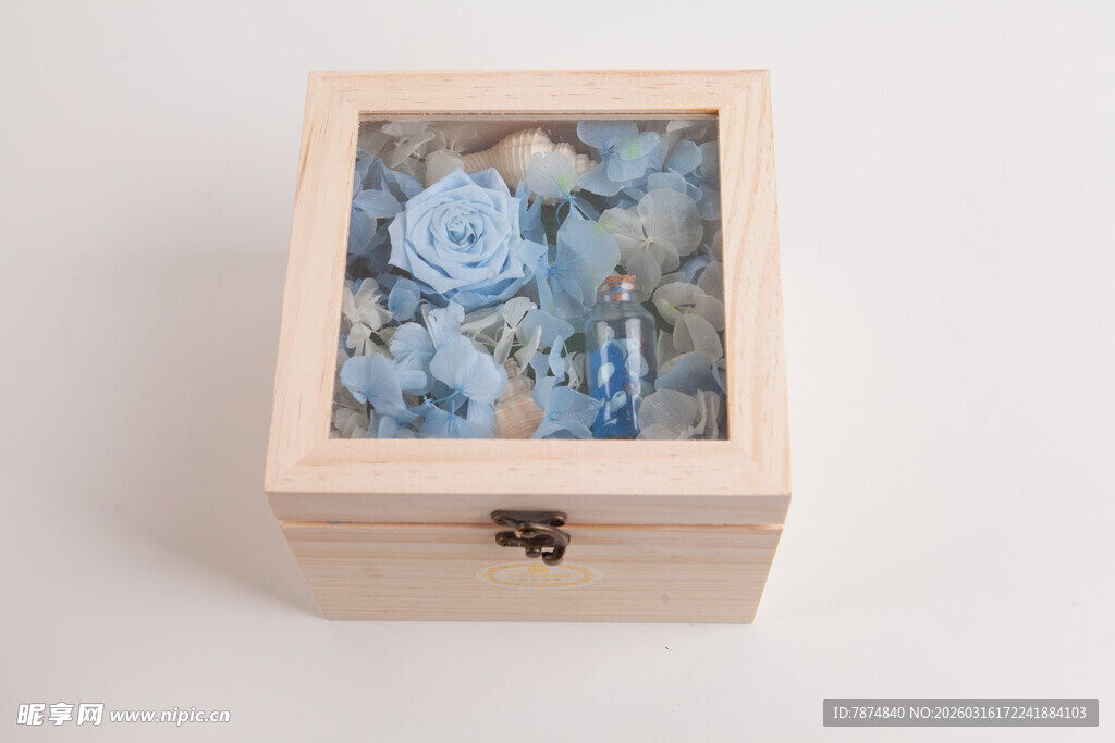 木质首饰盒 藏于盒中的精致