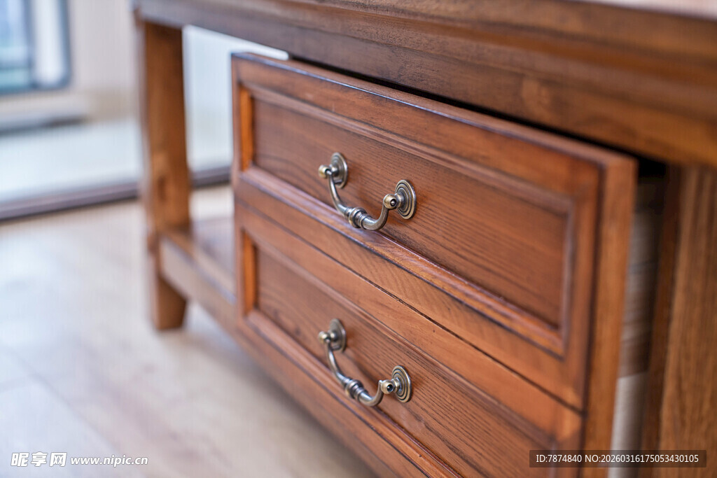 复古木质抽屉柜细节展示