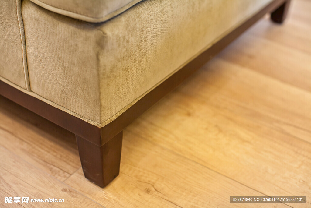 复古沙发木质脚细节特写