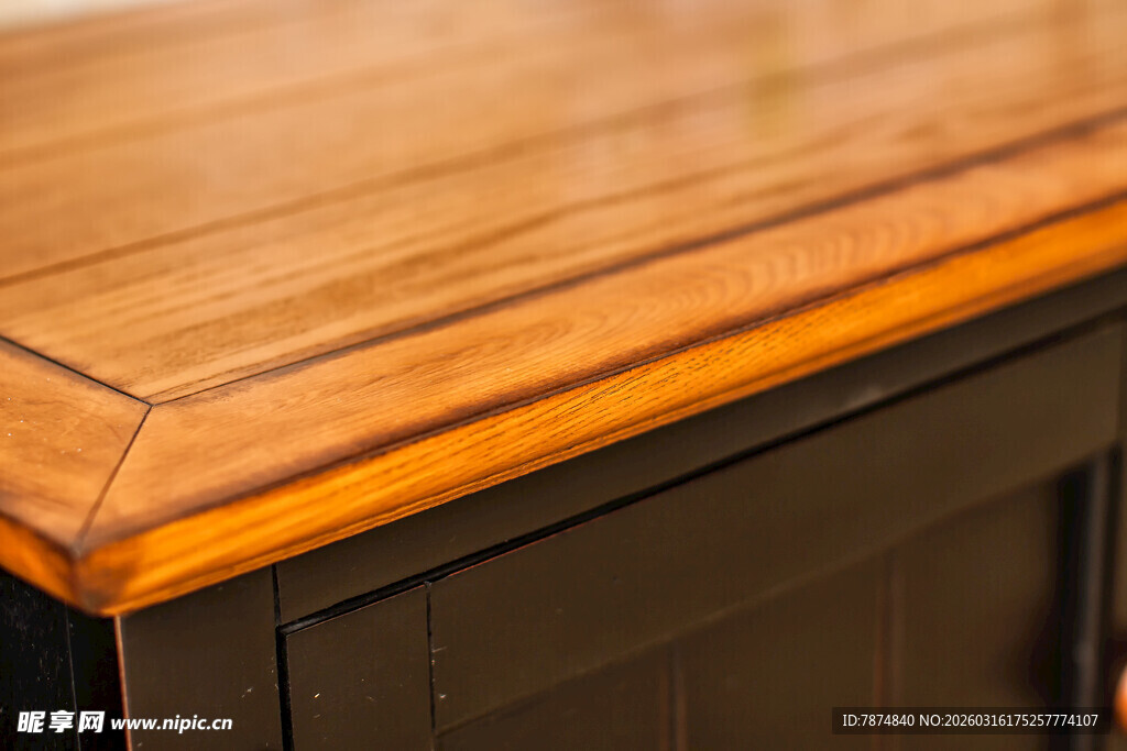 木质家具边角特写