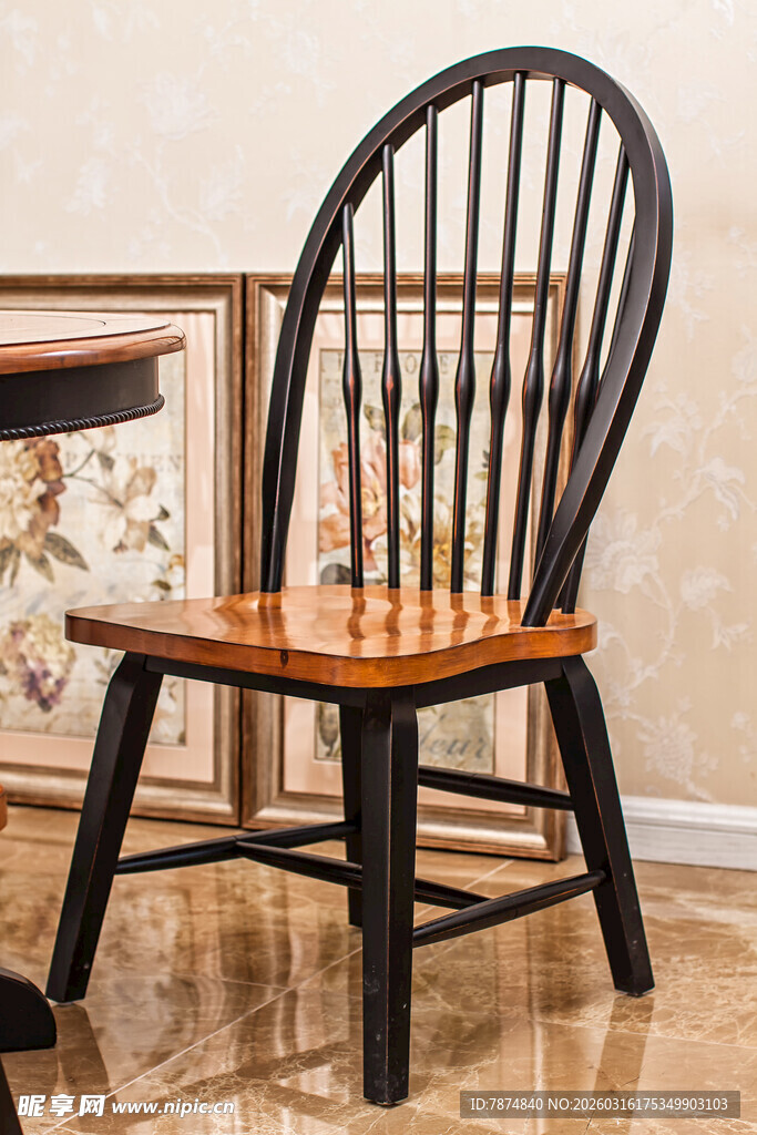 复古风格实木靠背餐椅