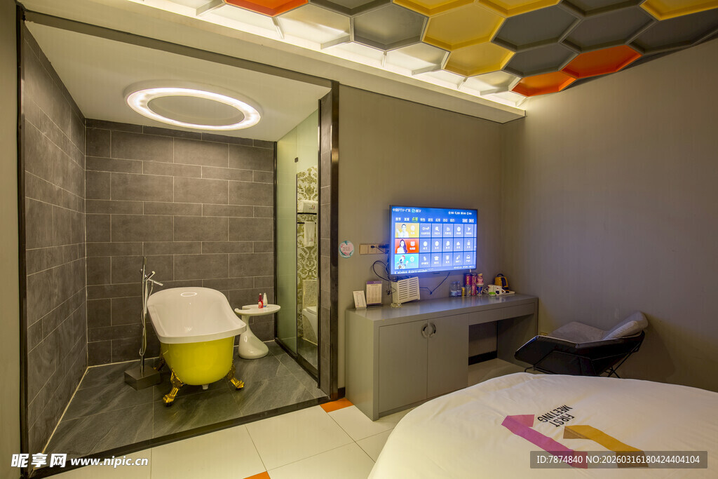 现代风格智能卫浴卧室空间