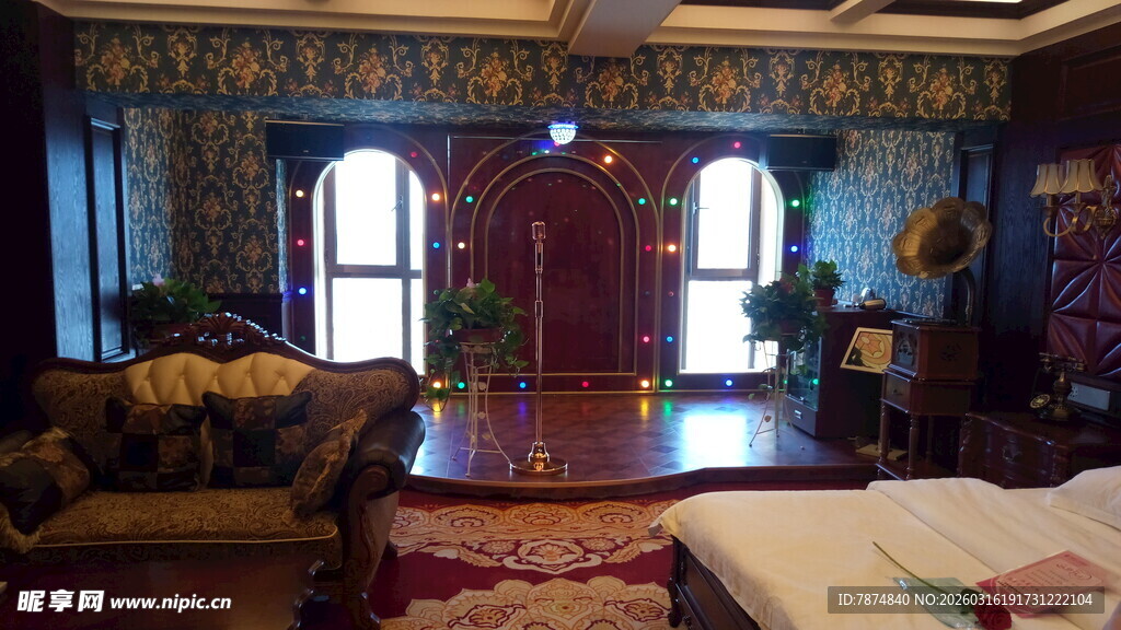 豪华大气的古典风格卧室