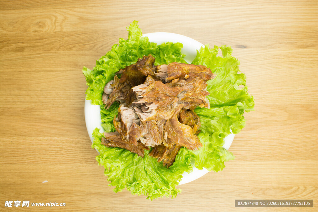 凉拌木耳配生菜