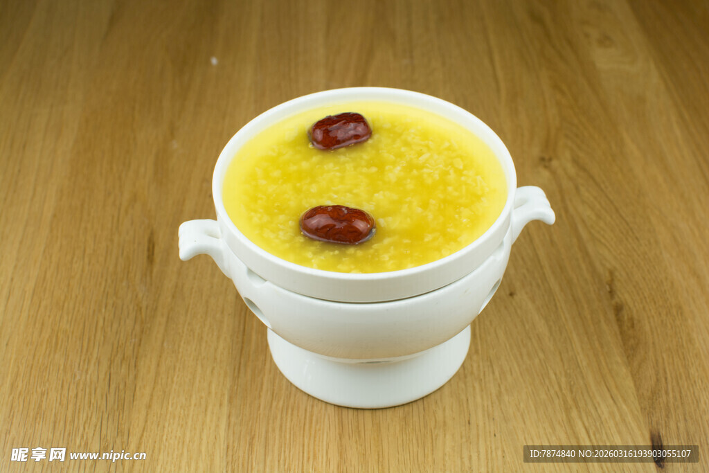 红枣小米粥 香甜暖人心