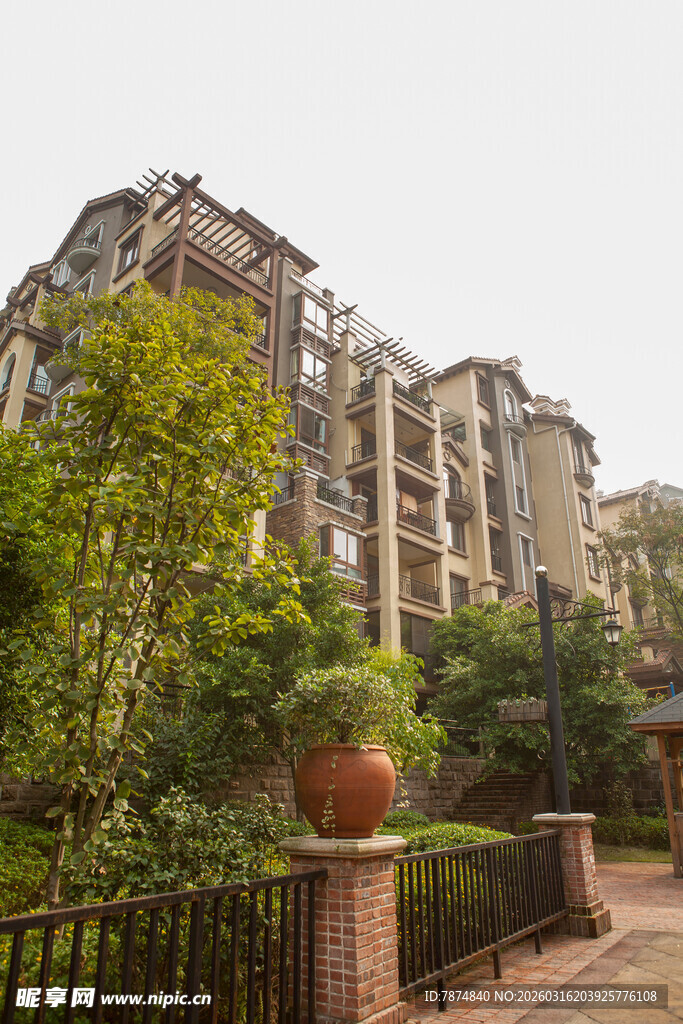 豪华小区景观建筑