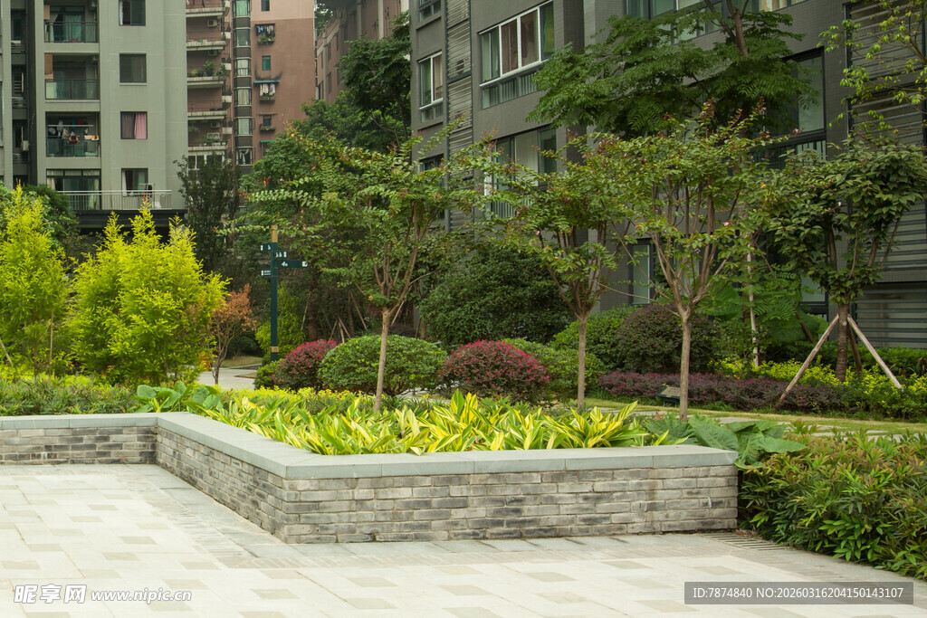 城市中的精致花园景观